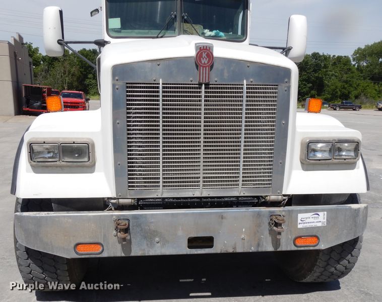 image for item DG7947 2004 Kenworth W900  ready mix truck