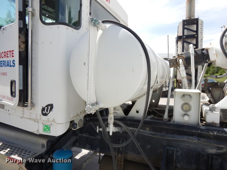 image for item DG7947 2004 Kenworth W900  ready mix truck