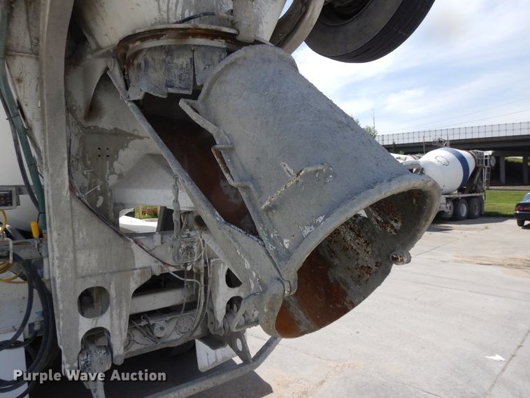 image for item DG7947 2004 Kenworth W900  ready mix truck