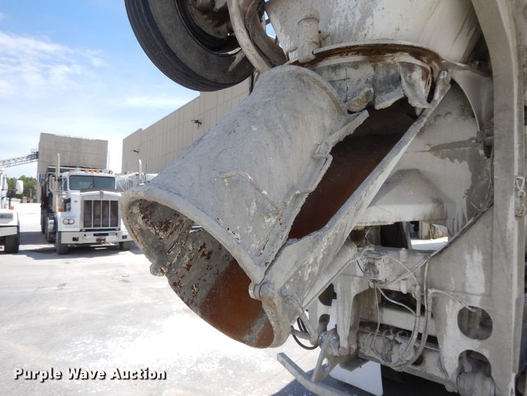 image for item DG7947 2004 Kenworth W900  ready mix truck