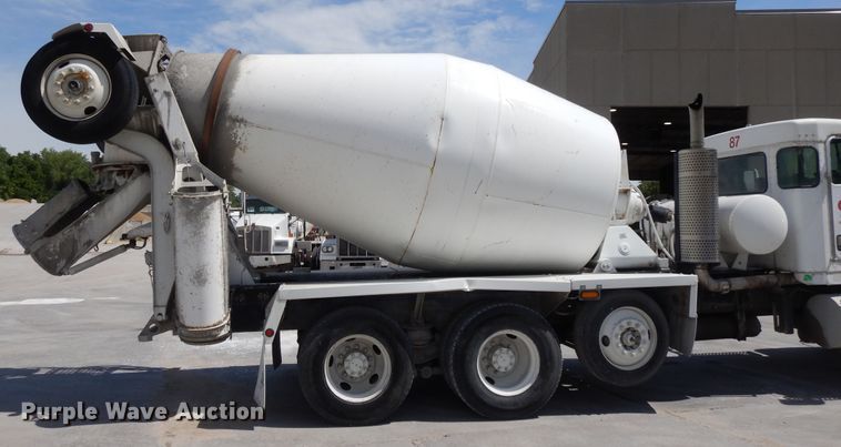 image for item DG7947 2004 Kenworth W900  ready mix truck