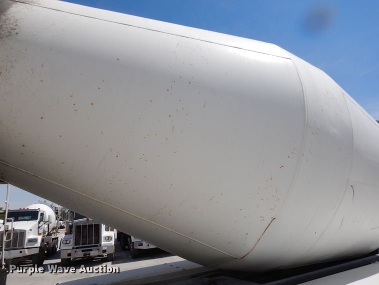 image for item DG7947 2004 Kenworth W900  ready mix truck