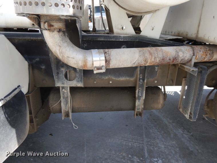 image for item DG7947 2004 Kenworth W900  ready mix truck