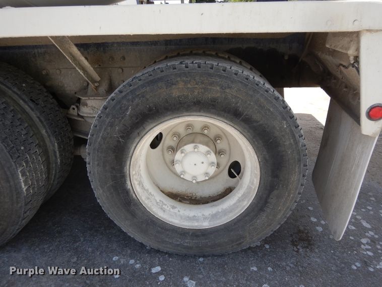 image for item DG7947 2004 Kenworth W900  ready mix truck