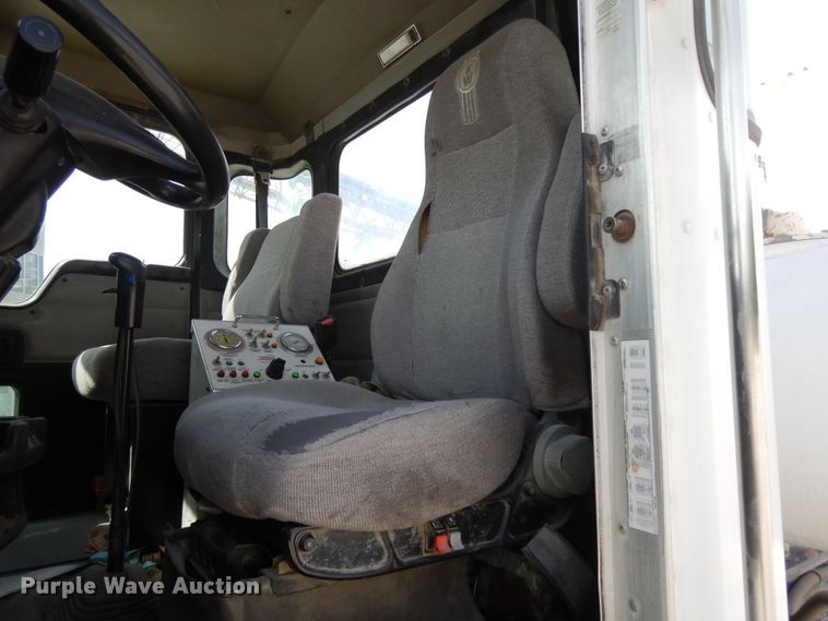 image for item DG7948 2006 Kenworth W900  ready mix truck