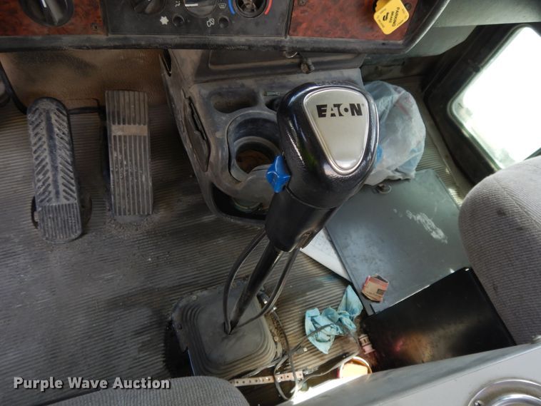 image for item DG7948 2006 Kenworth W900  ready mix truck