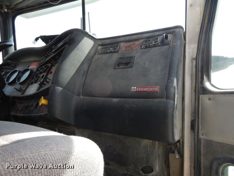 image for item DG7948 2006 Kenworth W900  ready mix truck