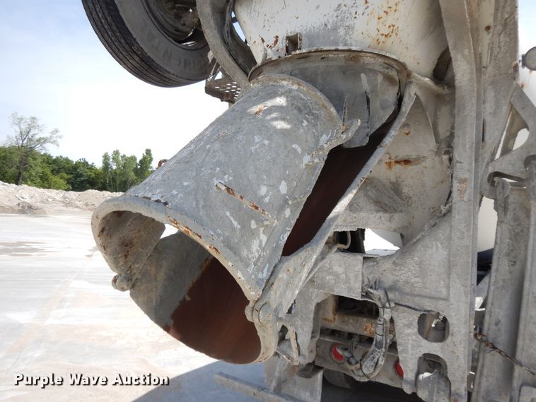 image for item DG7948 2006 Kenworth W900  ready mix truck