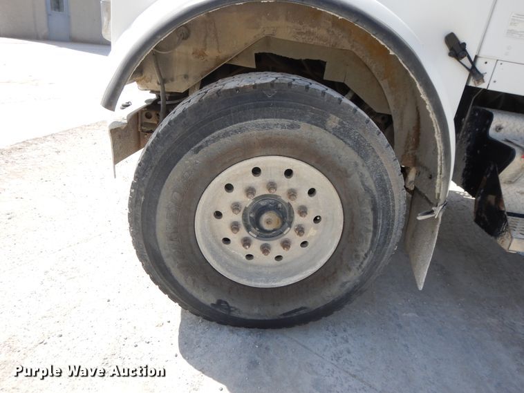 image for item DG7948 2006 Kenworth W900  ready mix truck