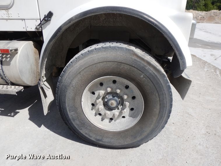 image for item DG7948 2006 Kenworth W900  ready mix truck