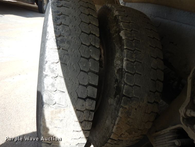 image for item DG7948 2006 Kenworth W900  ready mix truck