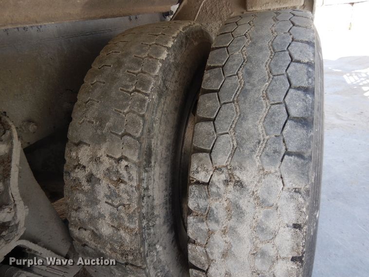 image for item DG7948 2006 Kenworth W900  ready mix truck