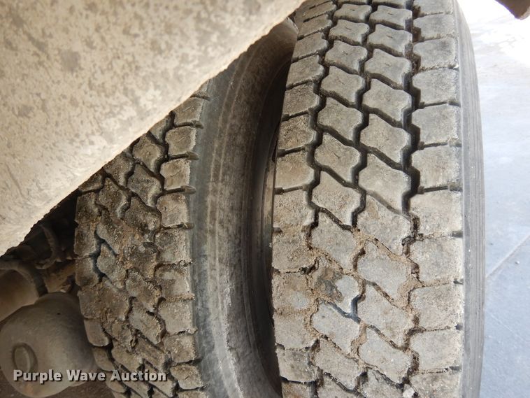 image for item DG7948 2006 Kenworth W900  ready mix truck