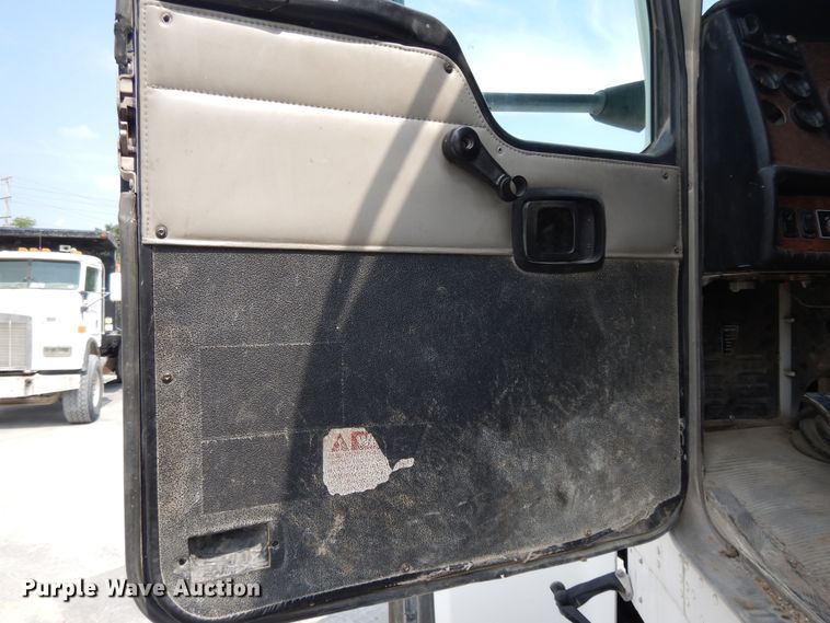 image for item DG7955 2006 Kenworth W900  ready mix truck