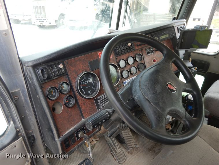 image for item DG7955 2006 Kenworth W900  ready mix truck