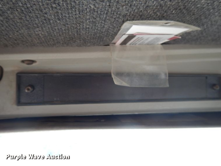 image for item DJ3254 1998 Kenworth T800  semi truck