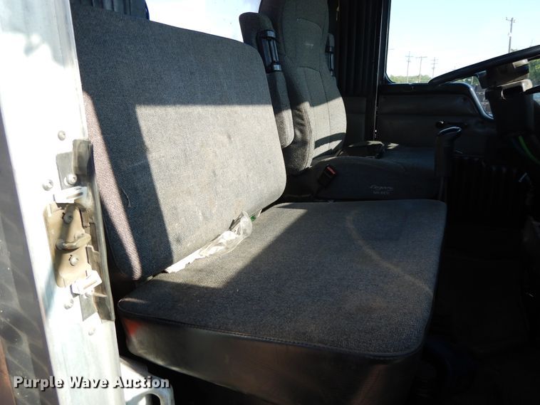 image for item DJ3254 1998 Kenworth T800  semi truck