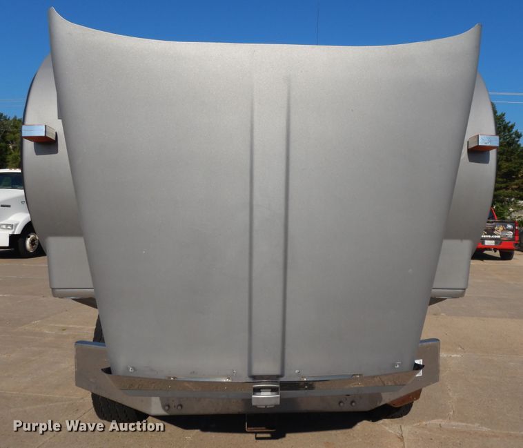 image for item DJ3254 1998 Kenworth T800  semi truck