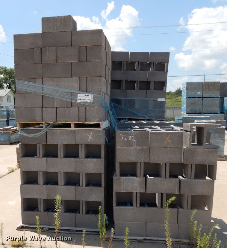 Concrete block in Salina, KS Item DJ3282 sold Purple Wave