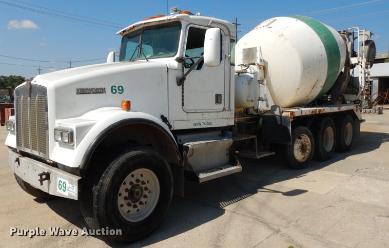 image for item DJ3323 2000 Kenworth W900  ready mix truck