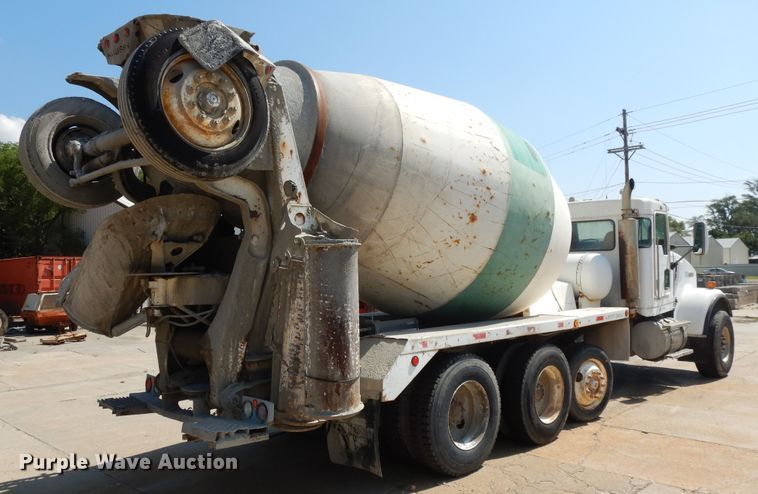 image for item DJ3323 2000 Kenworth W900  ready mix truck