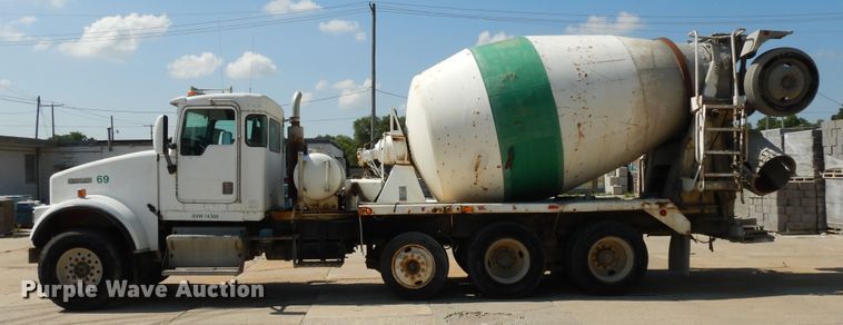 image for item DJ3323 2000 Kenworth W900  ready mix truck