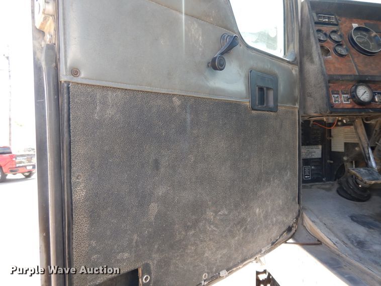 image for item DJ3323 2000 Kenworth W900  ready mix truck