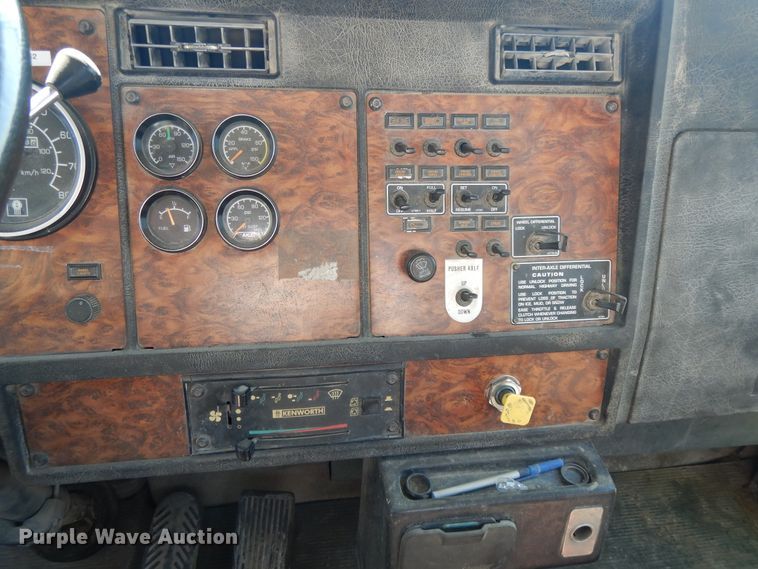 image for item DJ3323 2000 Kenworth W900  ready mix truck