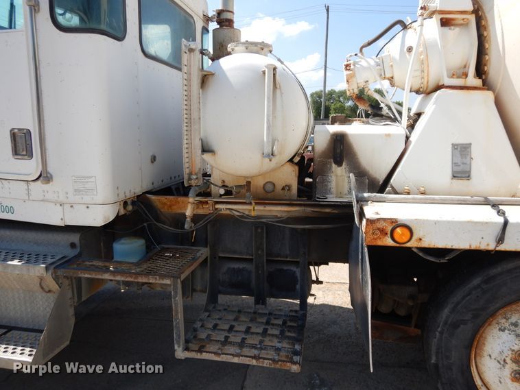 image for item DJ3323 2000 Kenworth W900  ready mix truck