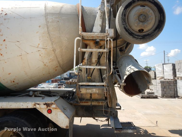 image for item DJ3323 2000 Kenworth W900  ready mix truck