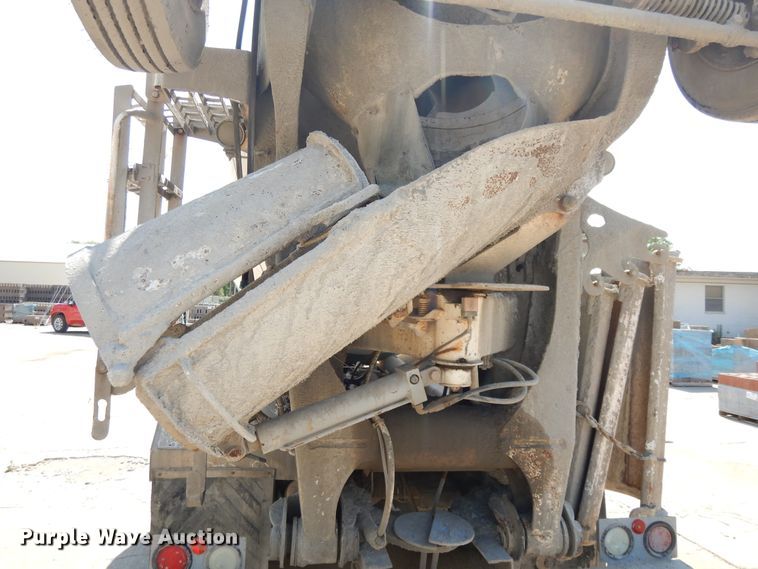 image for item DJ3323 2000 Kenworth W900  ready mix truck