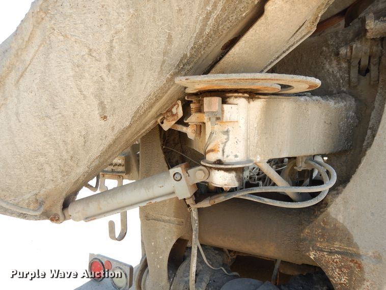 image for item DJ3323 2000 Kenworth W900  ready mix truck