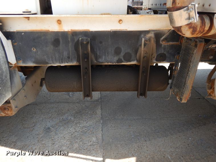 image for item DJ3323 2000 Kenworth W900  ready mix truck