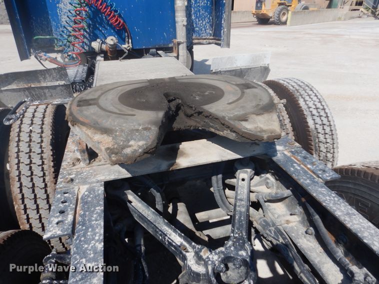 image for item DJ3448 2007 Kenworth T600  semi truck