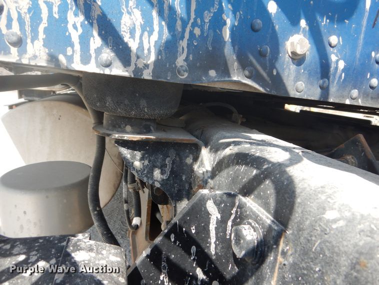 image for item DJ3448 2007 Kenworth T600  semi truck