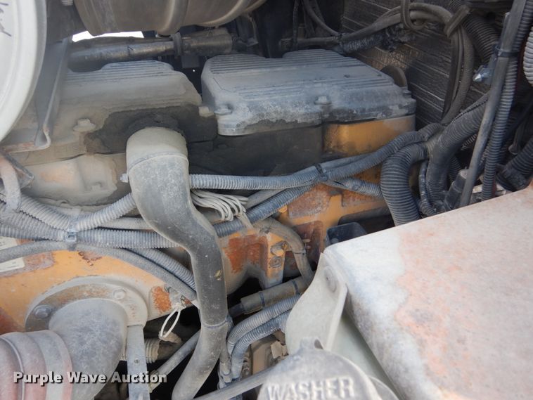 image for item DJ3448 2007 Kenworth T600  semi truck