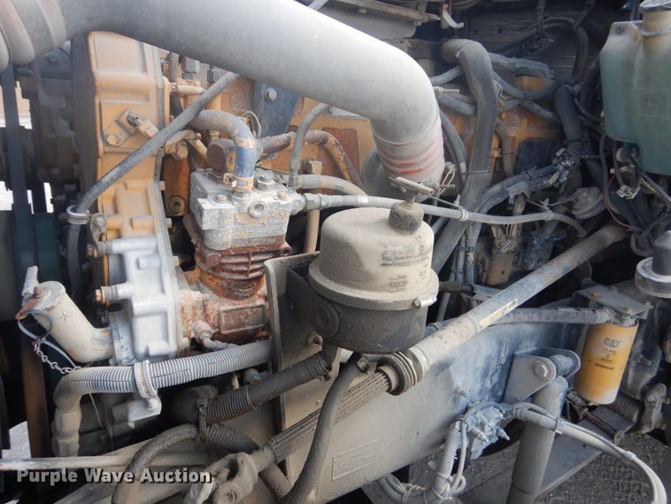 image for item DJ3448 2007 Kenworth T600  semi truck