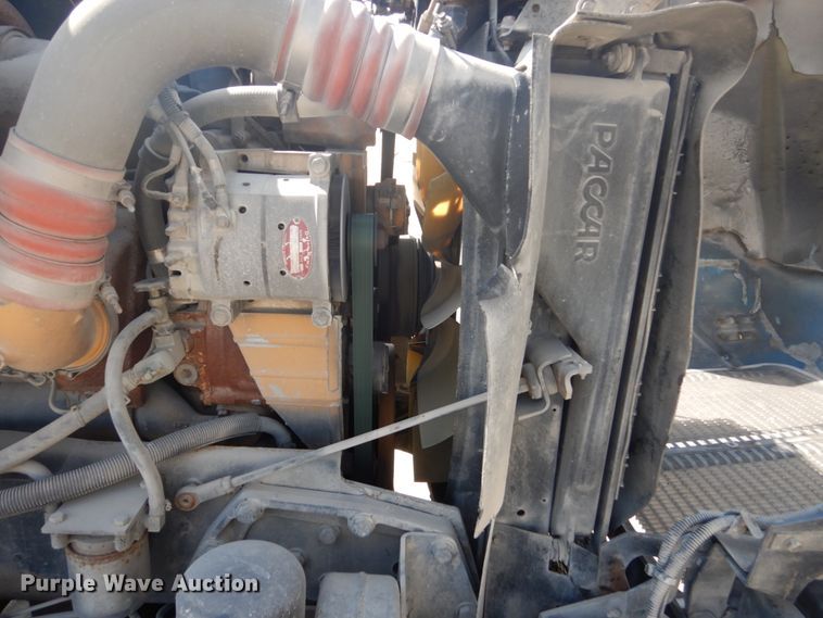 image for item DJ3448 2007 Kenworth T600  semi truck