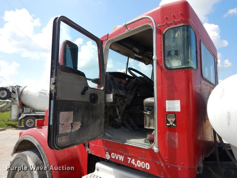 image for item DJ3455 2005 Kenworth W900  ready mix truck