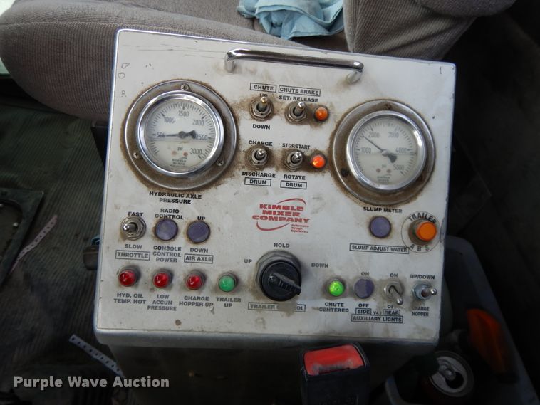 image for item DJ3455 2005 Kenworth W900  ready mix truck