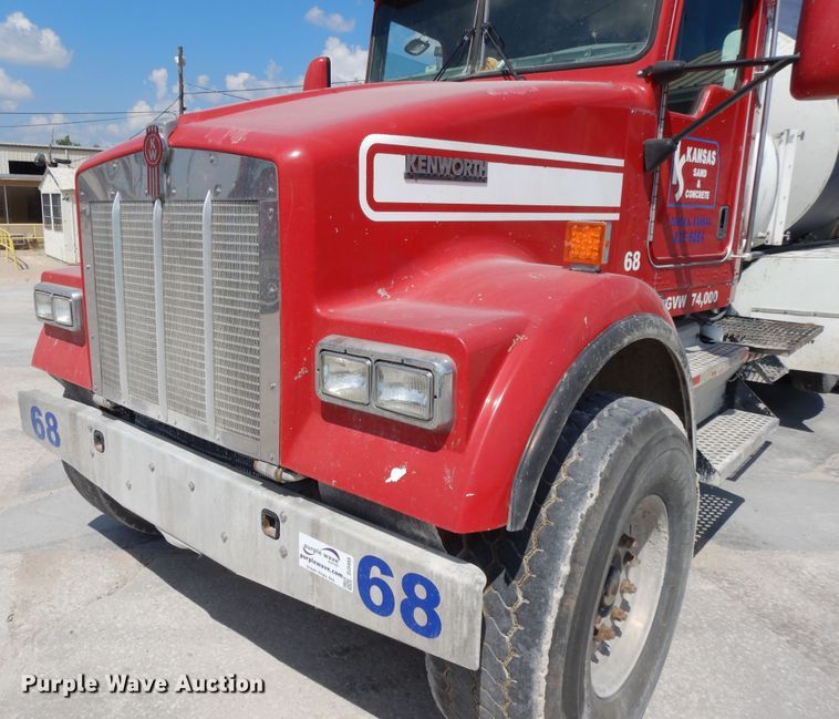 image for item DJ3455 2005 Kenworth W900  ready mix truck