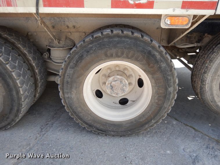 image for item DJ3455 2005 Kenworth W900  ready mix truck