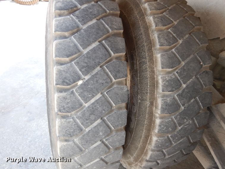 image for item DJ3455 2005 Kenworth W900  ready mix truck