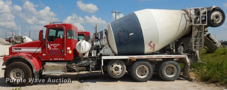 image for item DJ3456 2005 Kenworth W900  ready mix truck