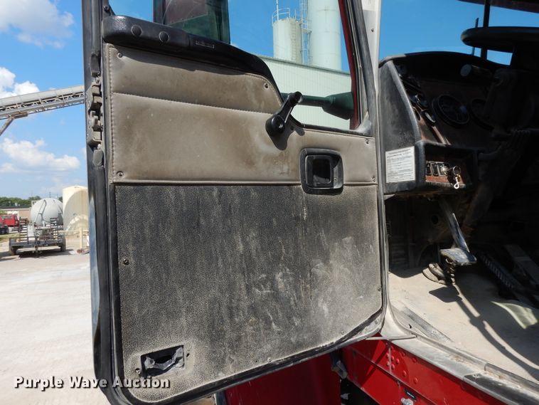 image for item DJ3456 2005 Kenworth W900  ready mix truck