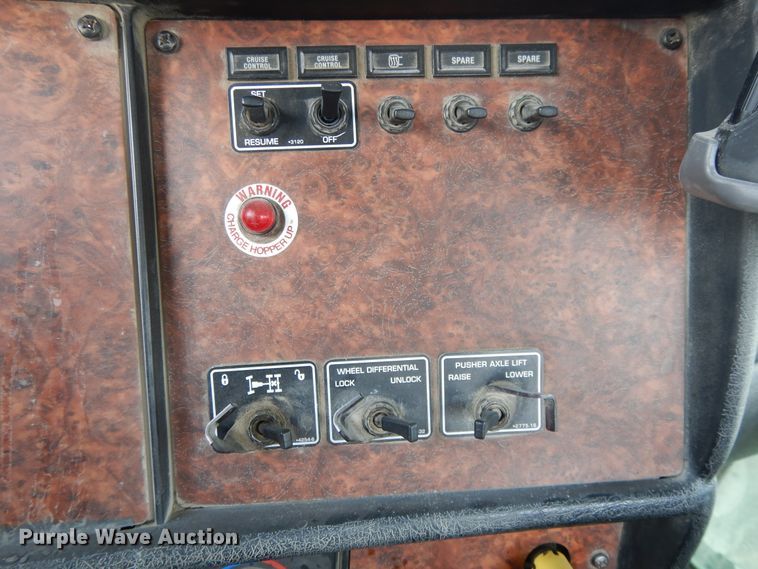 image for item DJ3456 2005 Kenworth W900  ready mix truck