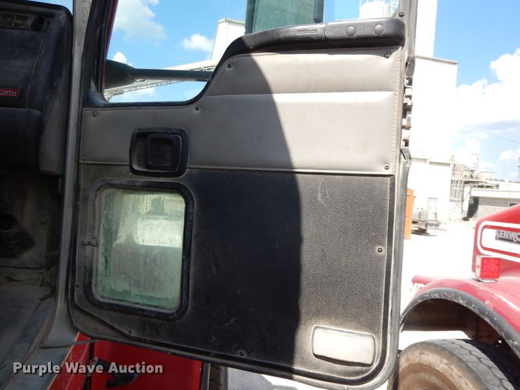 image for item DJ3456 2005 Kenworth W900  ready mix truck