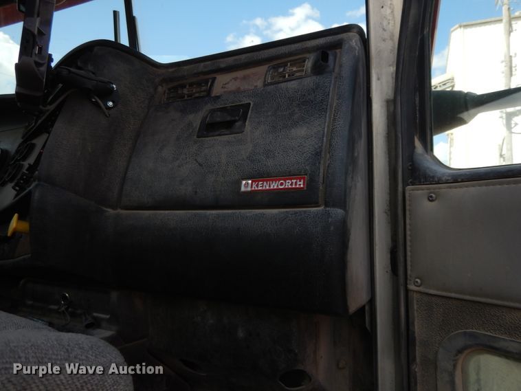 image for item DJ3456 2005 Kenworth W900  ready mix truck