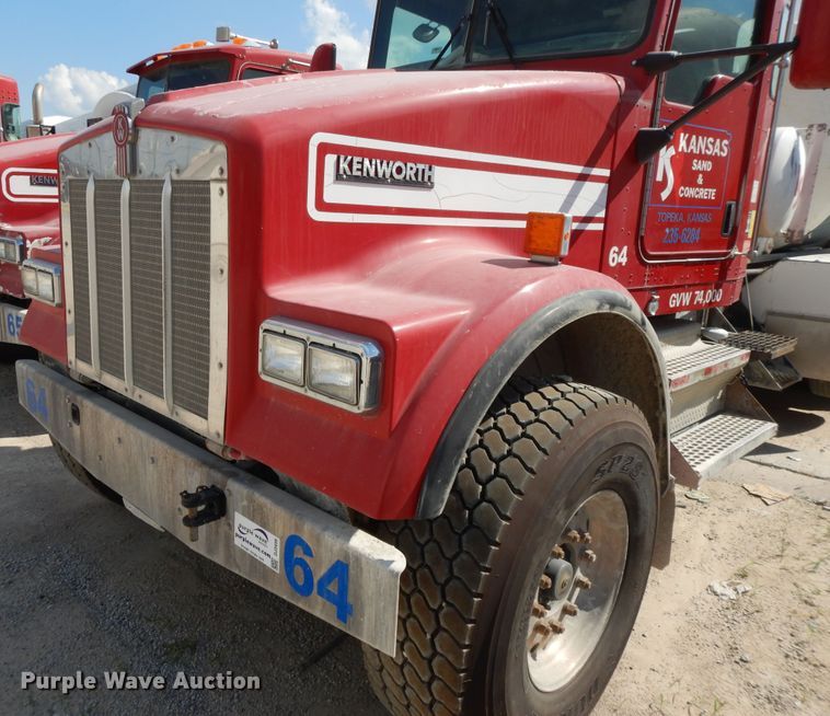 image for item DJ3456 2005 Kenworth W900  ready mix truck