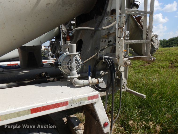 image for item DJ3456 2005 Kenworth W900  ready mix truck